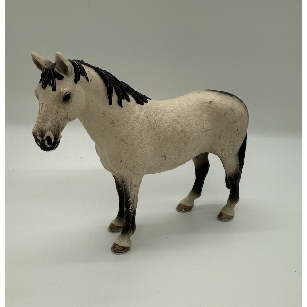 Schleich WHITE HANOVERIAN STALLION Horse 2008 Retired Animal Figure Stud Germany